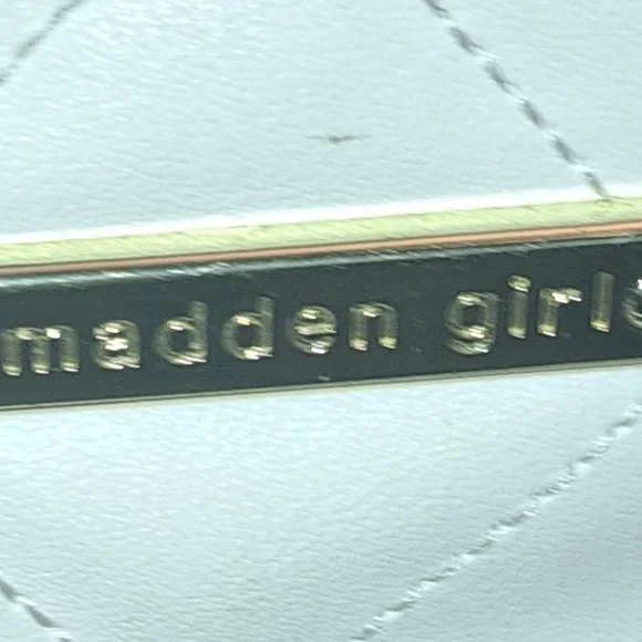 Madden Girl Purse/Crossbody Handbag - Picture 5 of 6